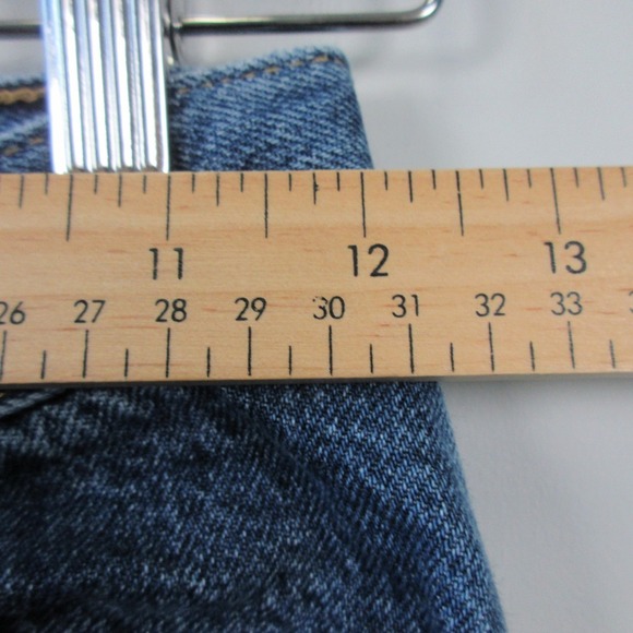 Levis Premium 80s Mom Jeans Womens 24 Blue Denim High Rise Distressed 492 - Picture 8 of 15